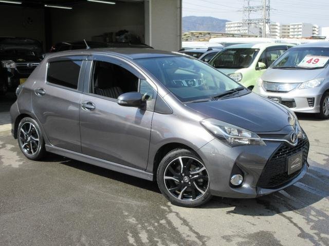 TOYOTA VITZ RS