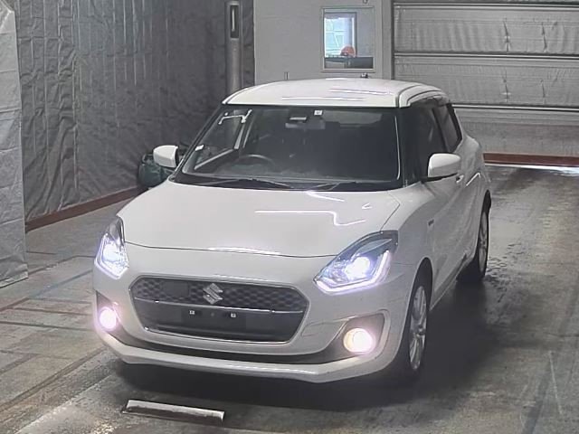 2019 SUZUKI SWIFT