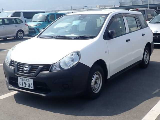 NISSAN AD